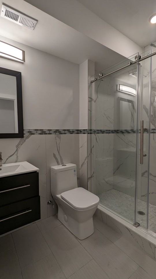 2443 N Marshall St (LO) - Photo 6 of 27