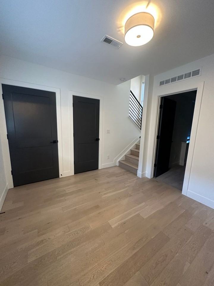 3295 N Navajo St - Photo 5 of 28