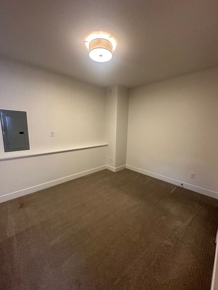 3295 N Navajo St - Photo 7 of 28