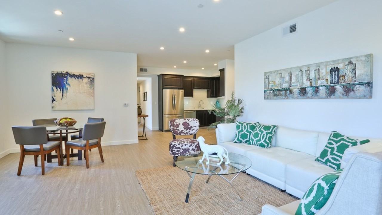 Studio City Square, LLC - Photo 3 of 23