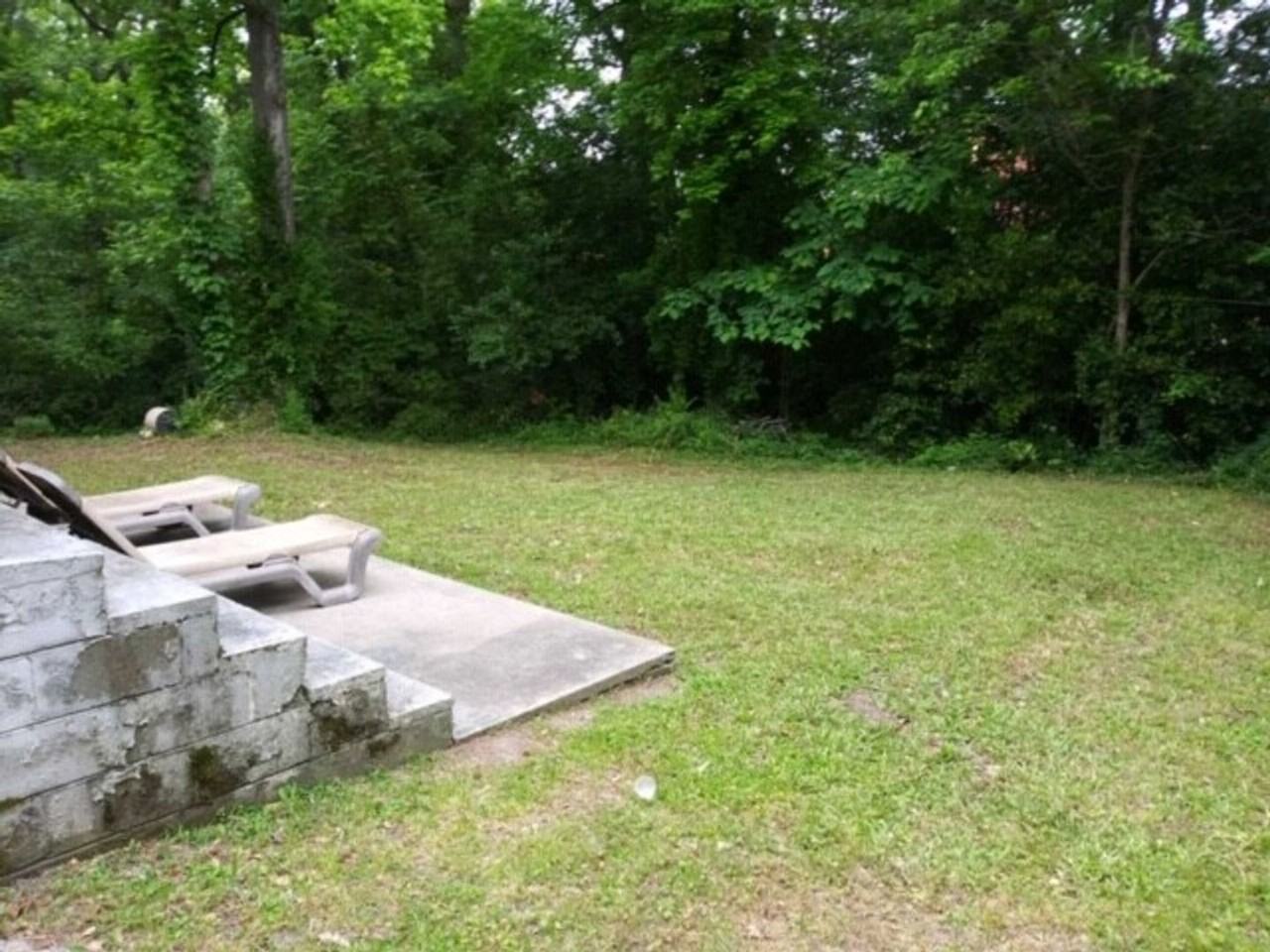 546 South Hairston Road - Photo 3 of 10