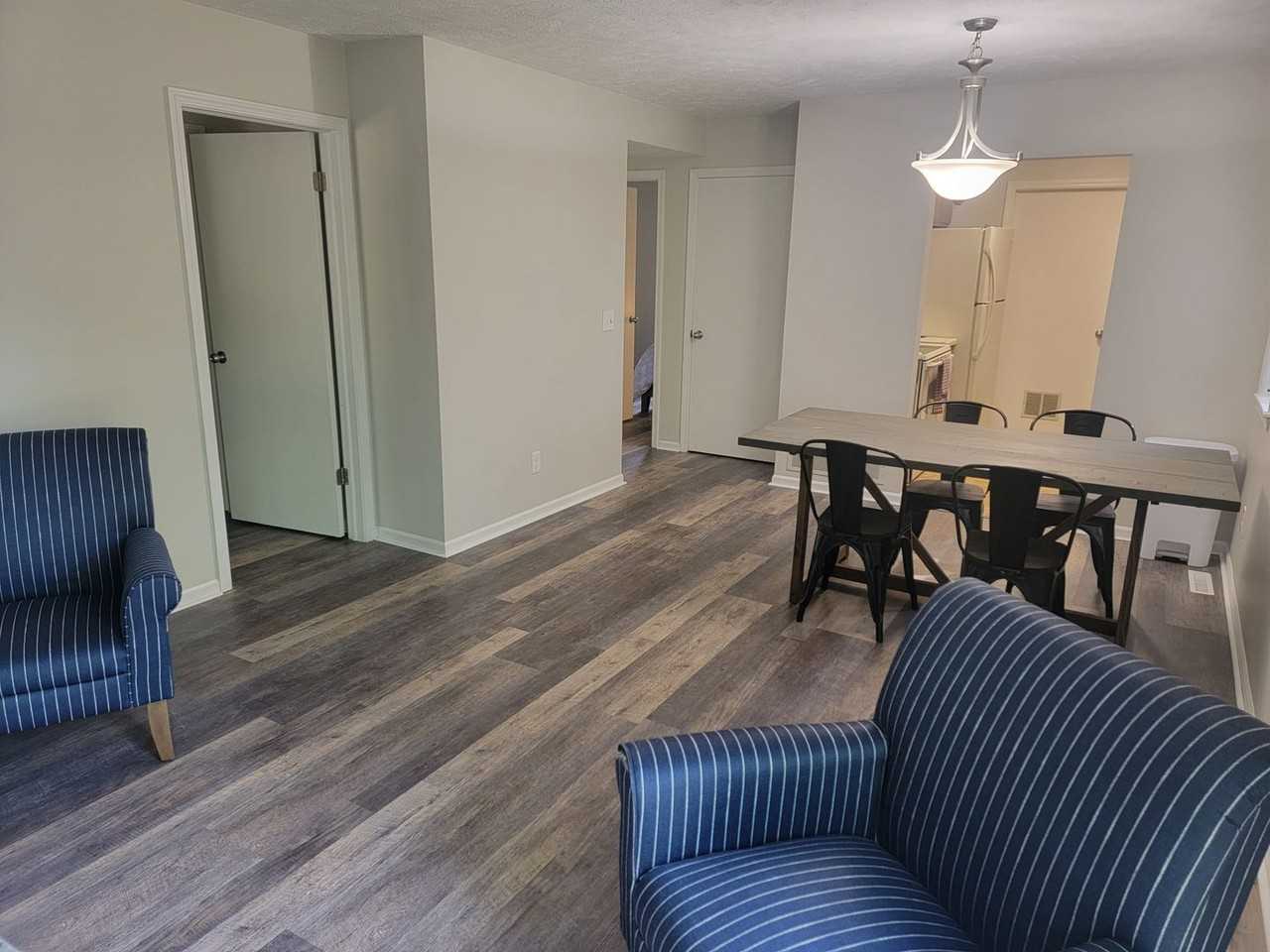 MUNSON PLACE APARTMENTS - Photo 2 of 18