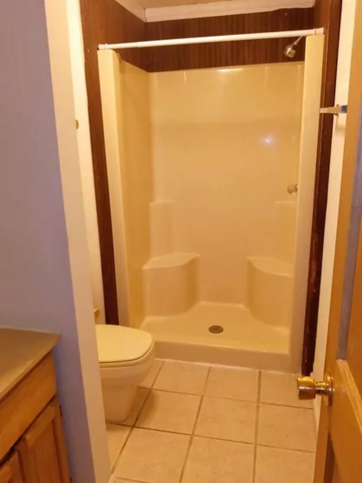 1226-1230 W Kirkwood Avenue - Photo 3 of 10