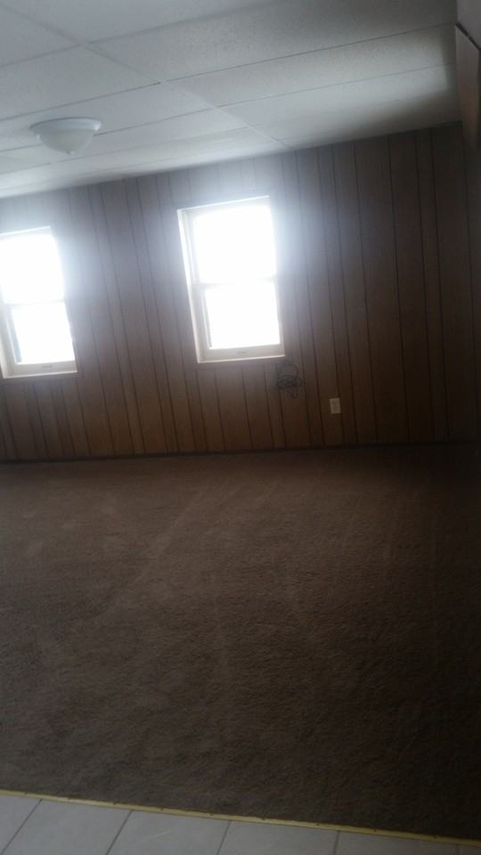 222 Adams Ave - Photo 7 of 11