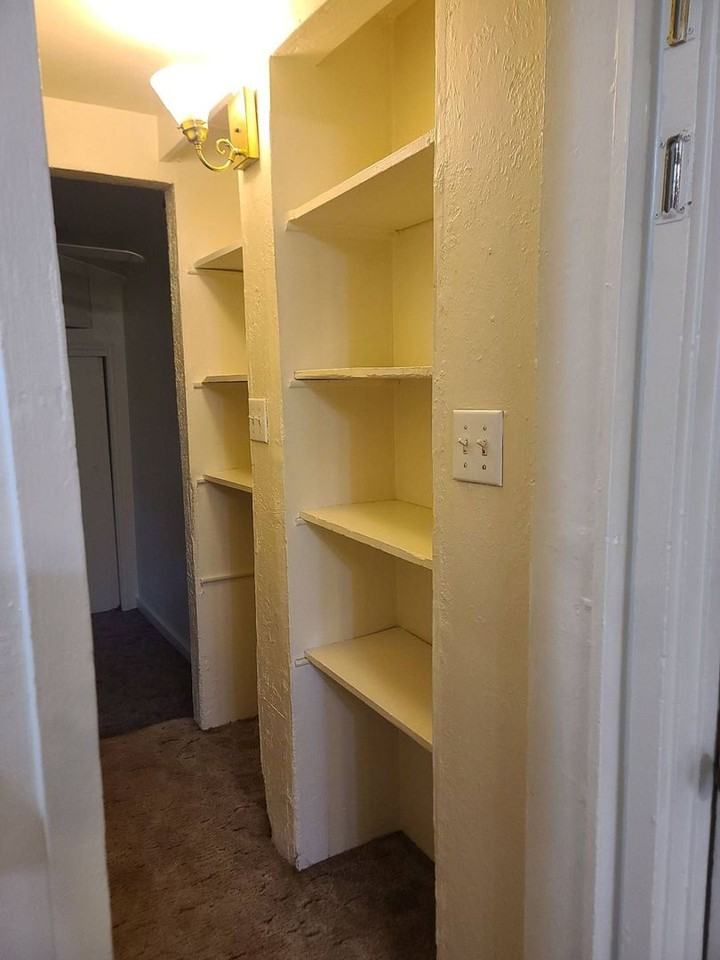 1055 Esplanade - Photo 5 of 20