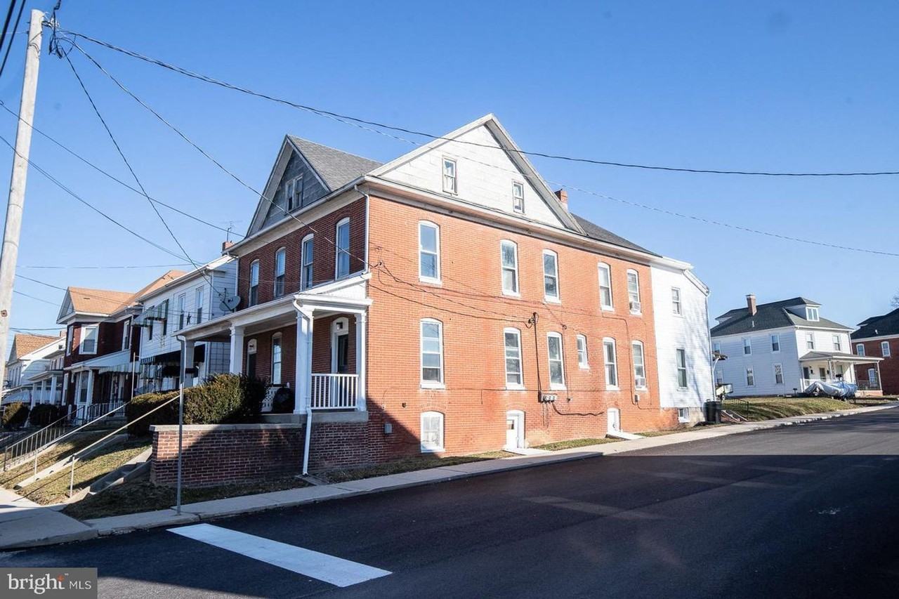 425 High St - Photo 2 of 23