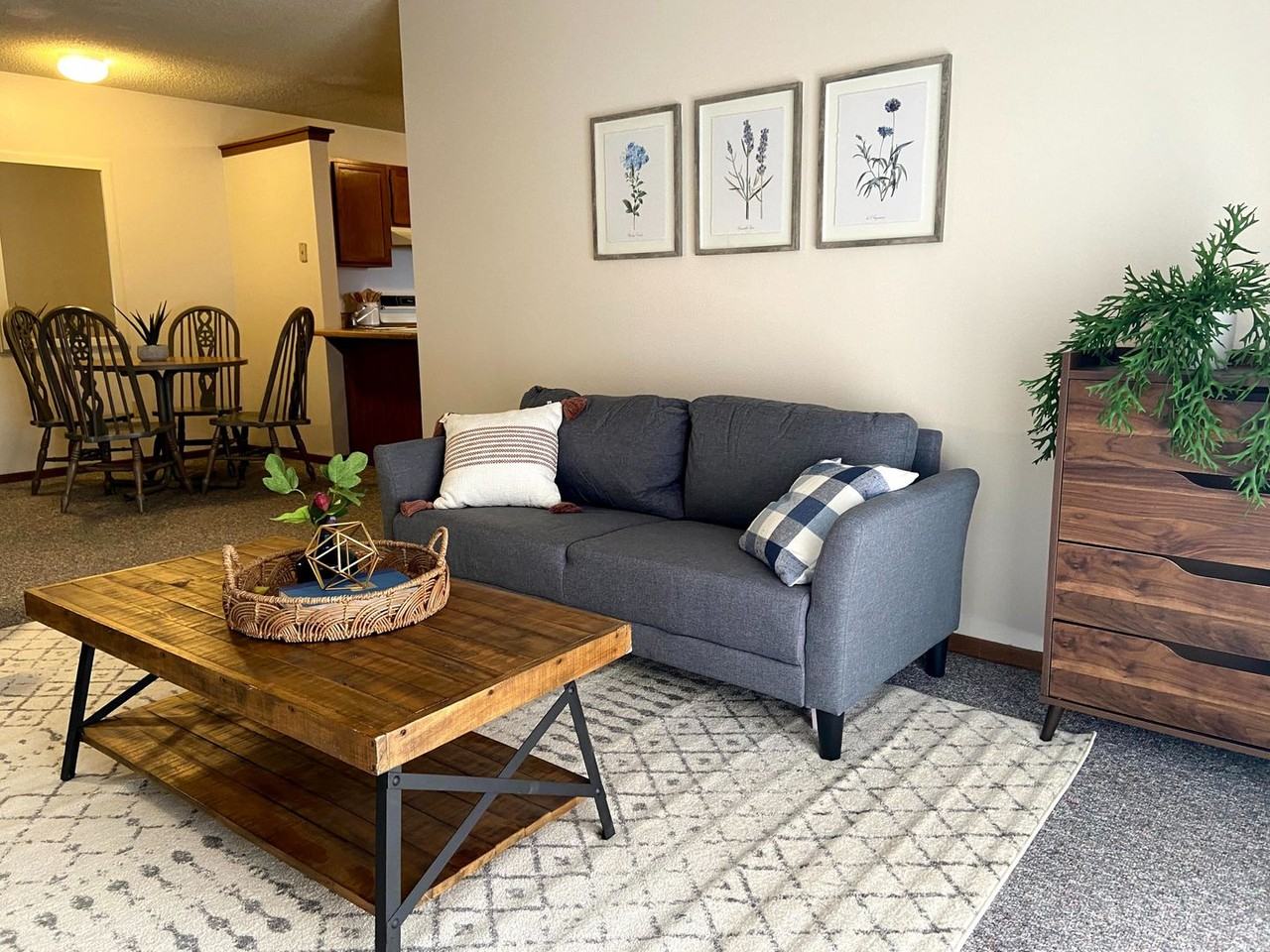 James Place - Photo 3 of 21