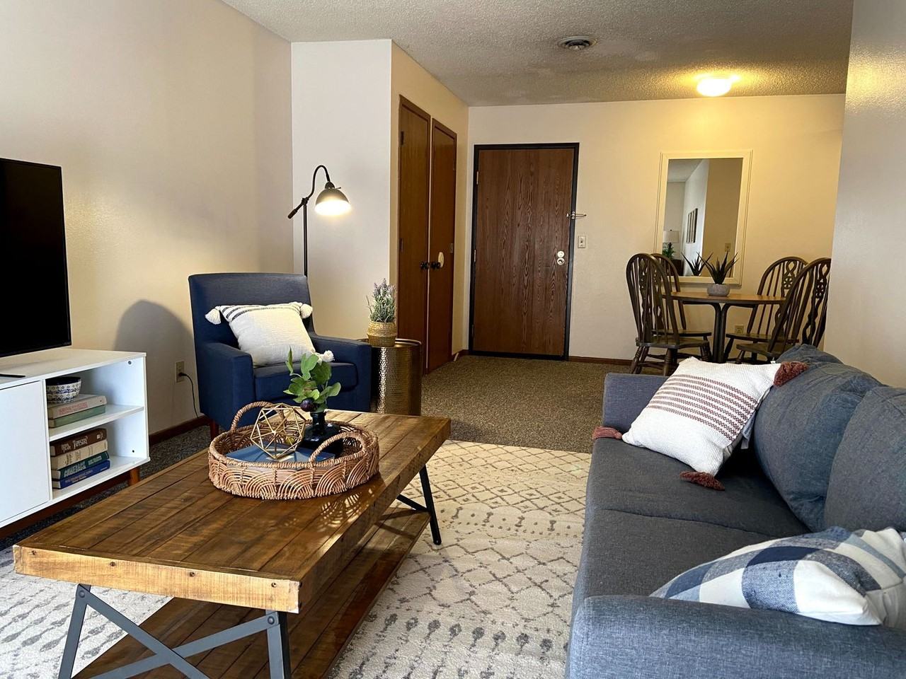 James Place - Photo 5 of 21