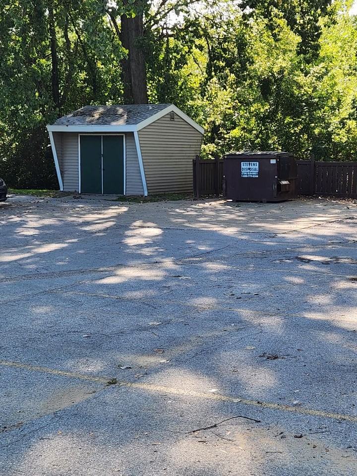 Petersburg Apartments - Photo 7 of 47