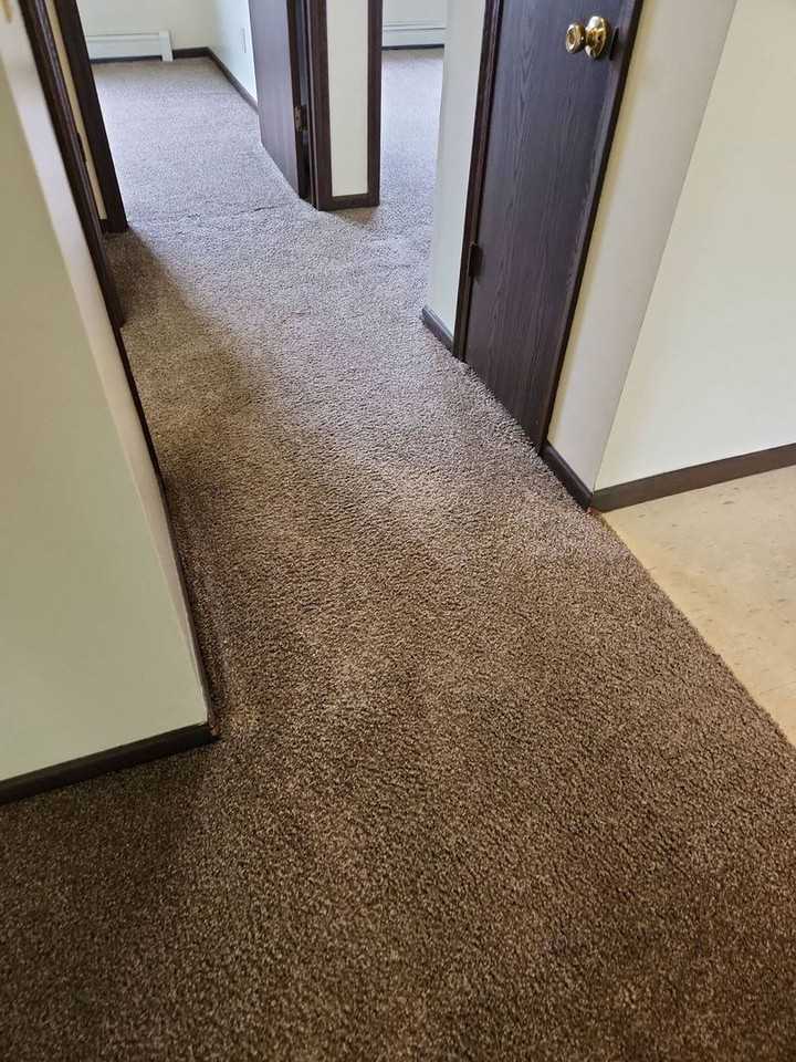 Rolling Meadows Apartments - Photo 7 of 28