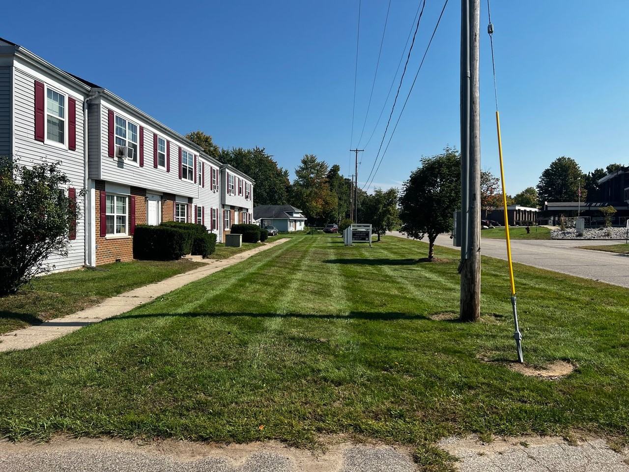 Saranac Gardens Apartments - Photo 3 of 14