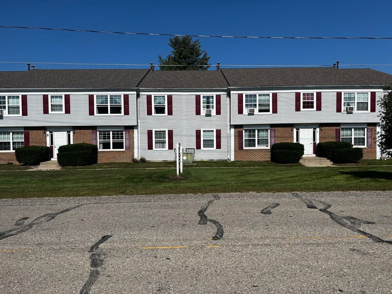Saranac Gardens Apartments - Photo 5 of 7