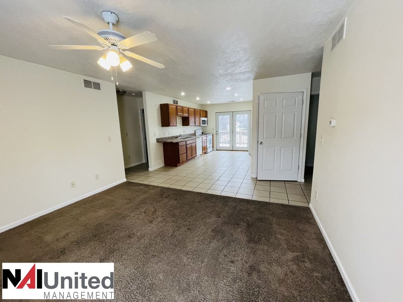 BBF - 1540-42 S St Aubin St - Photo 2 of 8