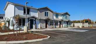 410 S. Summit - Photo 1 of 1