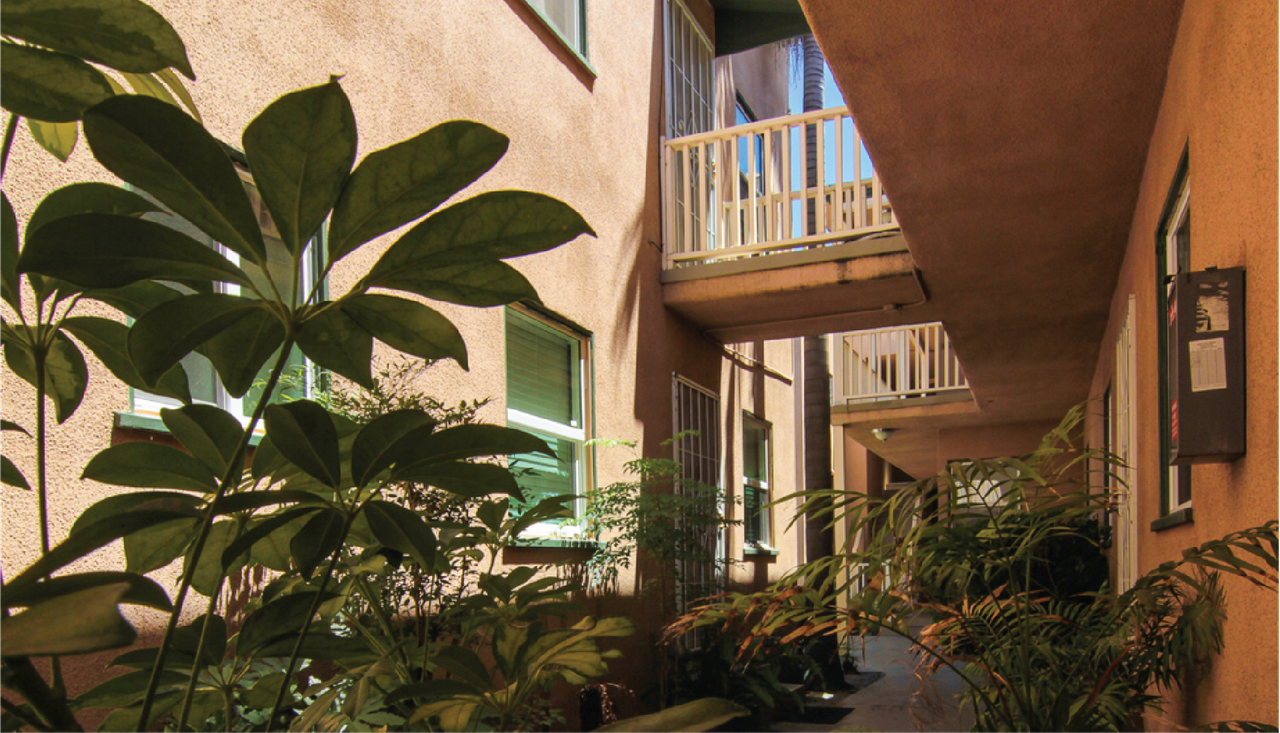 715 E 5th Street - Photo 2 of 25