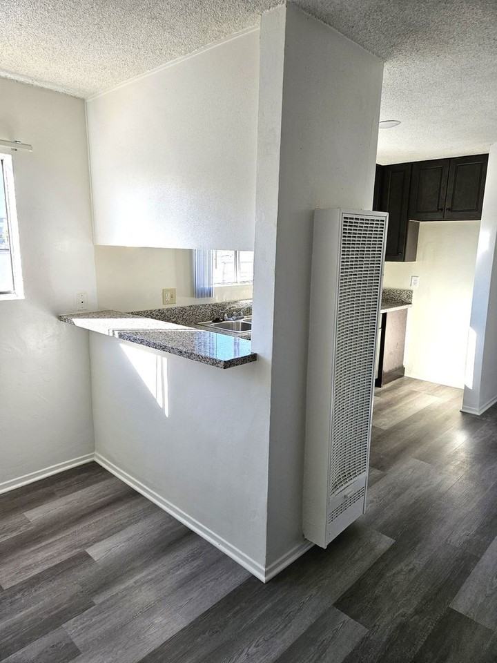 8737 Burnet Ave #17 - Photo 3 of 10