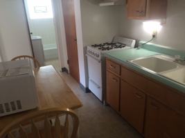 featured image of 1107 W Oregon St