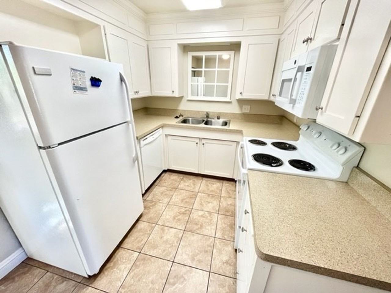 **Pre-Leasing for Summer 2026** Cute 2 bedroom units with private patios - Photo 4 of 12