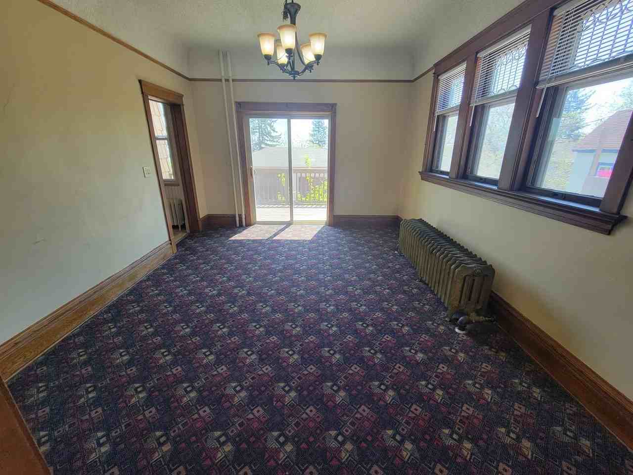 624 E 6th St - Photo 6 of 24