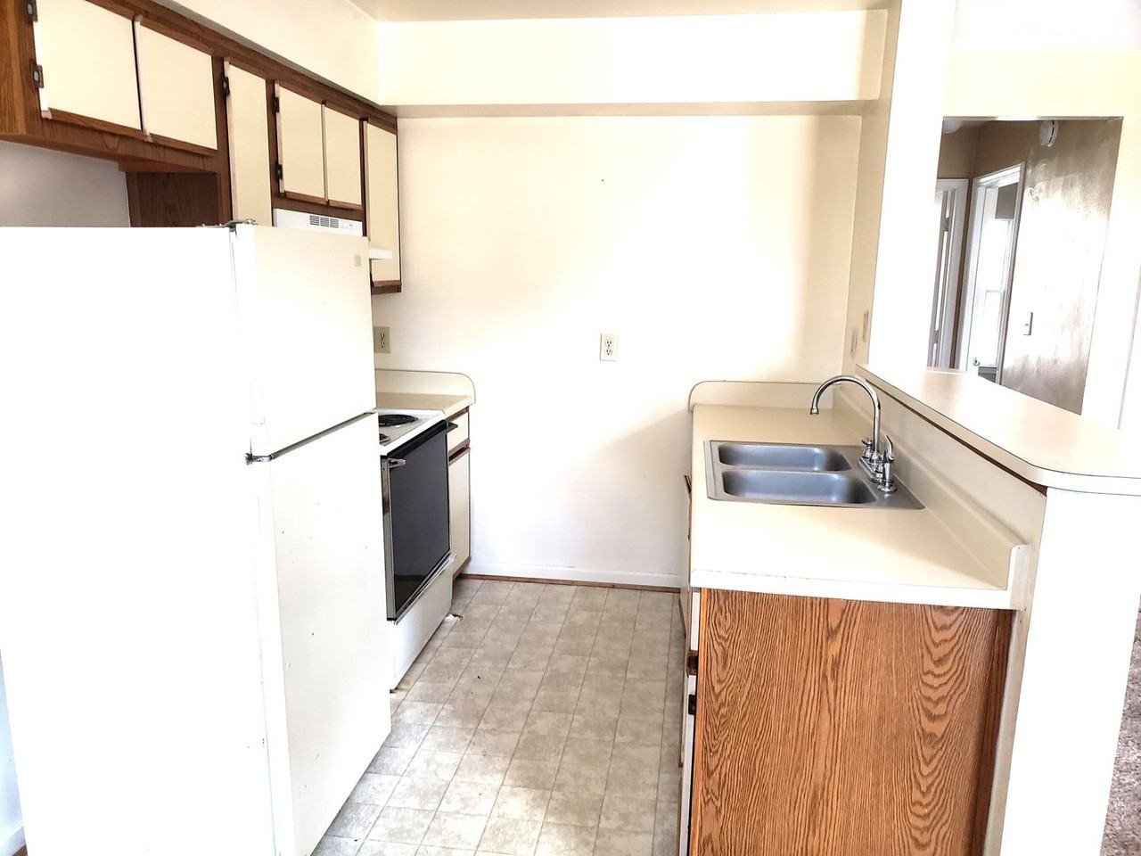 166 W. Balview Ave - Photo 3 of 8