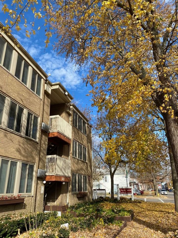 119-125 Perrin Street - Photo 6 of 27