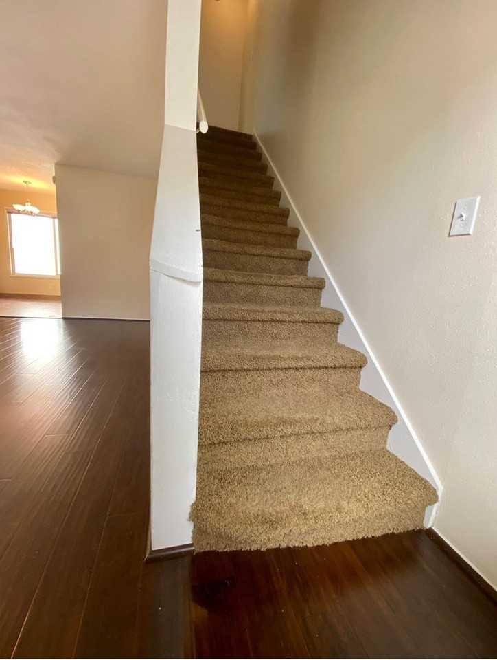 36 Se 80th Ave #16 - Photo 7 of 11