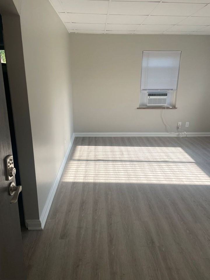 Newly Upgraded Apartments - Photo 4 of 50