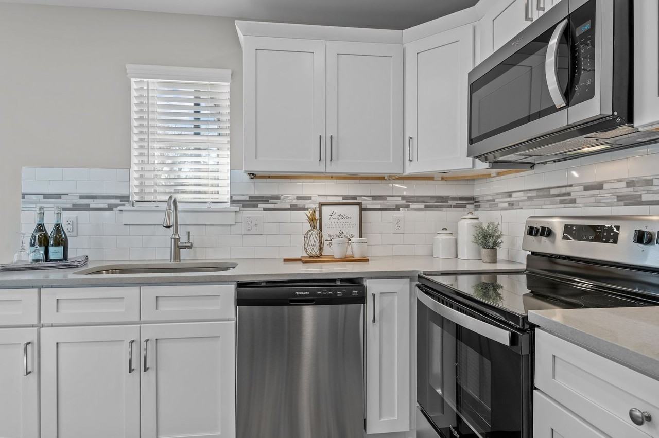 413 Canal St #D1 - Photo 6 of 20