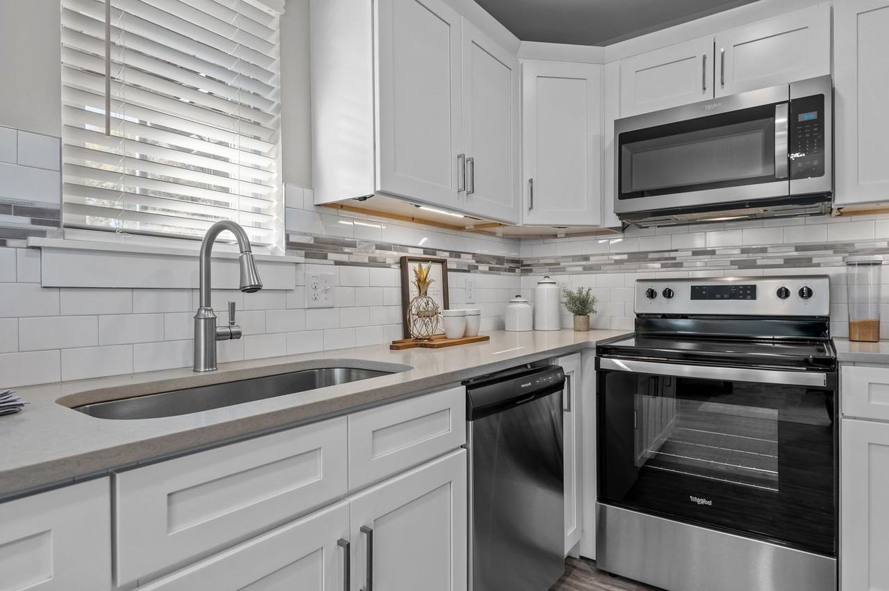 413 Canal St #D1 - Photo 7 of 20