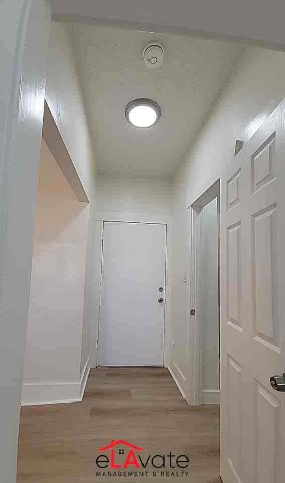 1046 W Martin Luther King Jr Blvd. - Photo 7 of 11