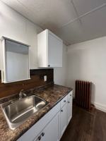 featured image of 926 Main St