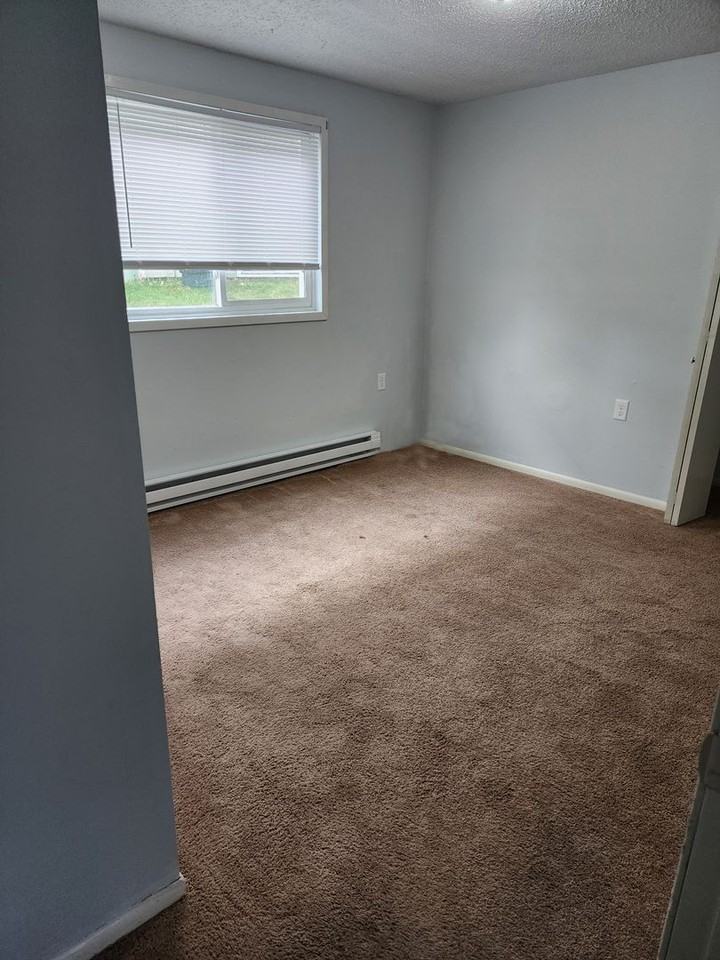 3235-3265 8th St - Photo 5 of 8