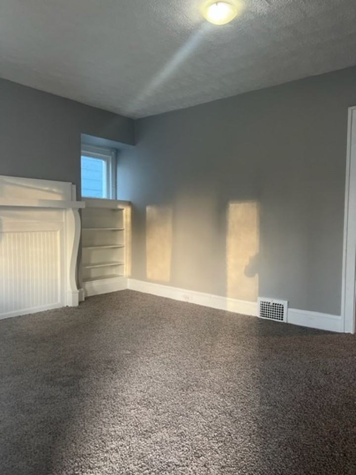 2661 Martin Luther King Jr - Photo 2 of 9