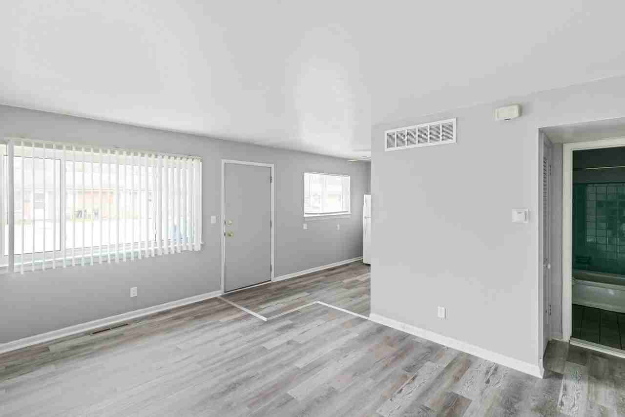 George Place Apartments (Bushwood Properties LLC) - Photo 6 of 15