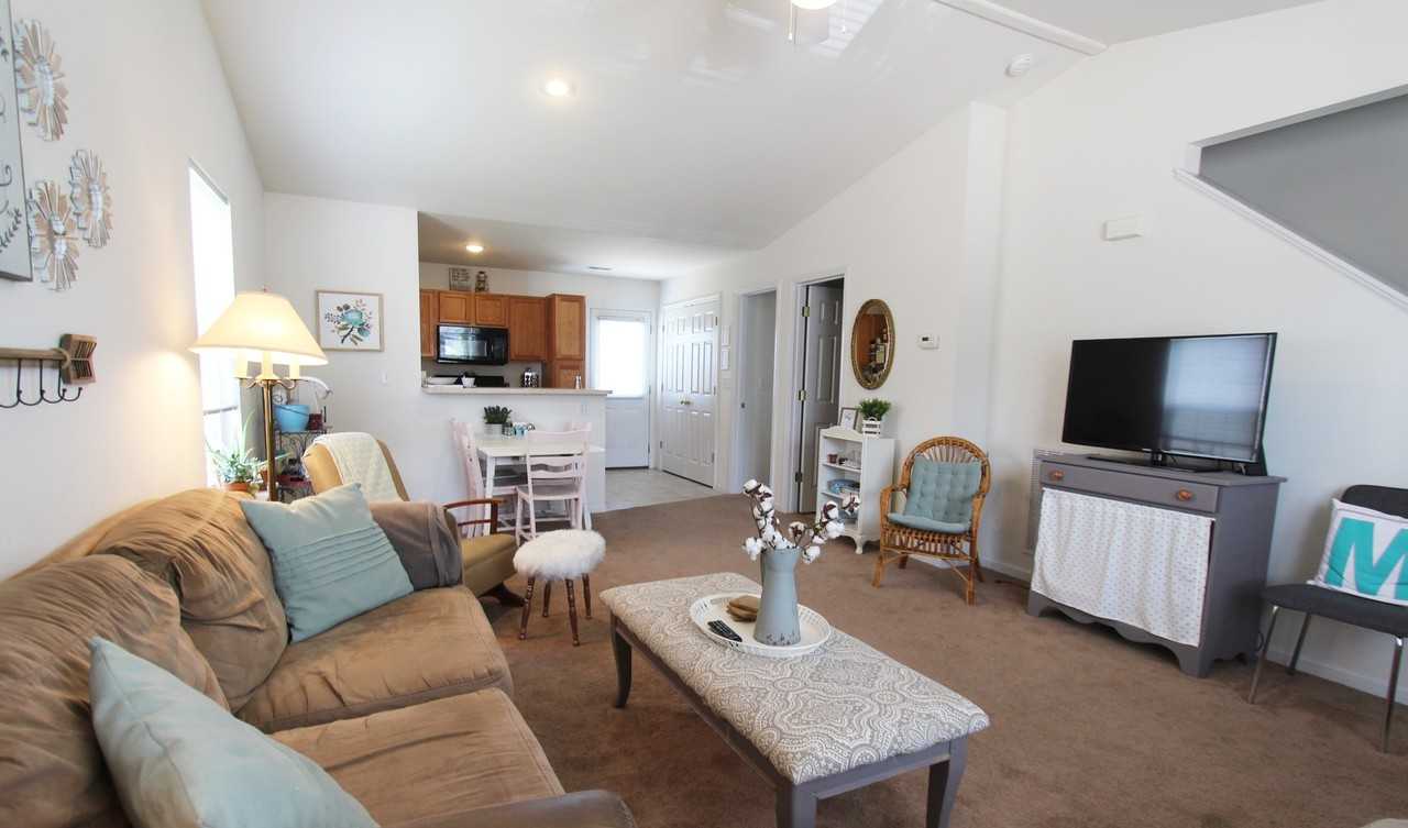 South Canyon View - Photo 3 of 38