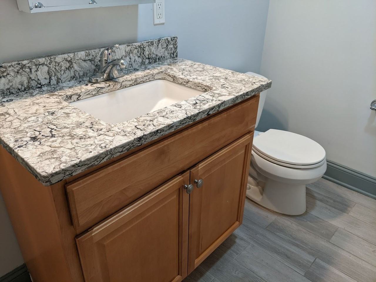 Salem Square - Photo 3 of 9