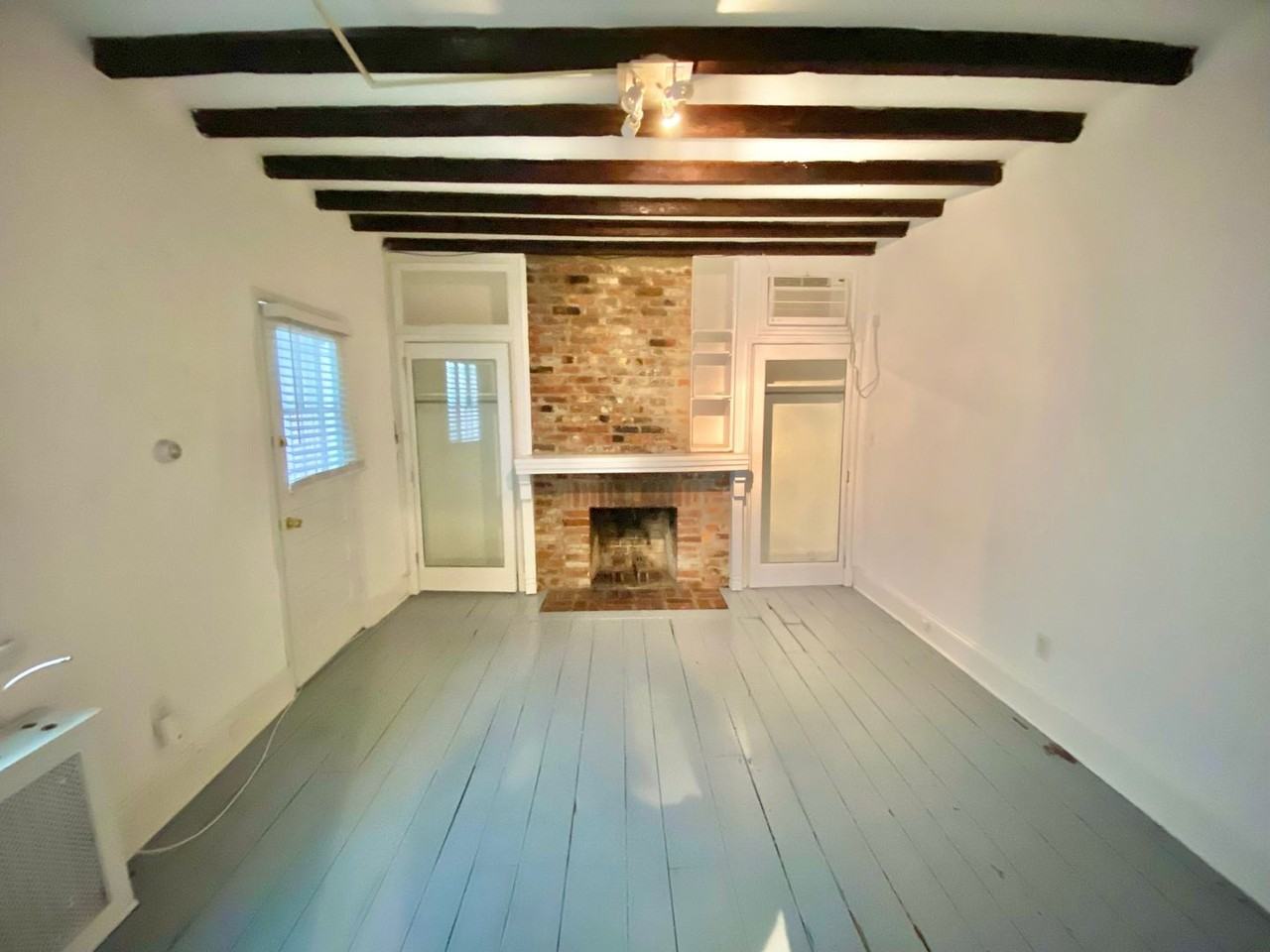 0012 - JPA Realty - Photo 3 of 20