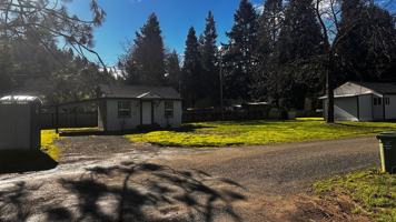 featured image of Glenbrook Loop Rd & Hanna View Lane