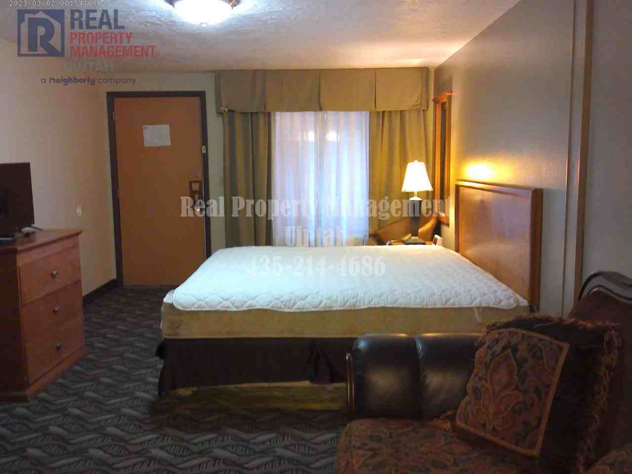 311 E Main - Photo 2 of 8