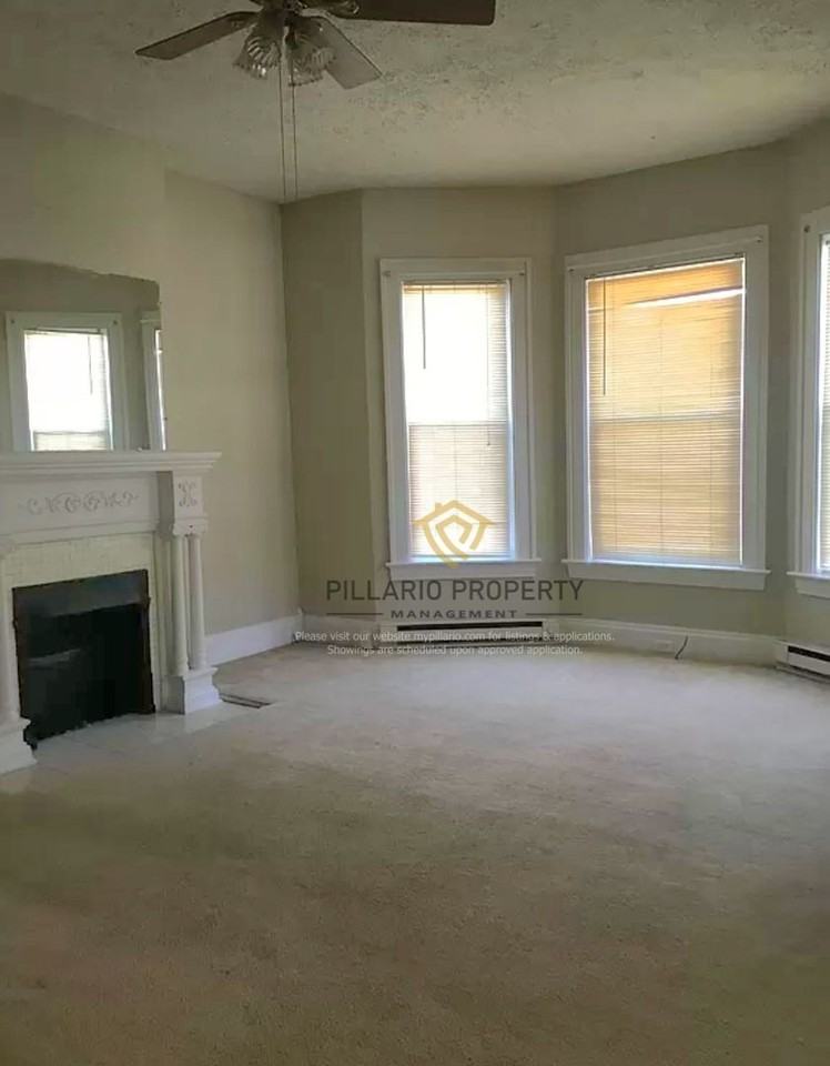 300-302 S 7th St - Photo 3 of 9