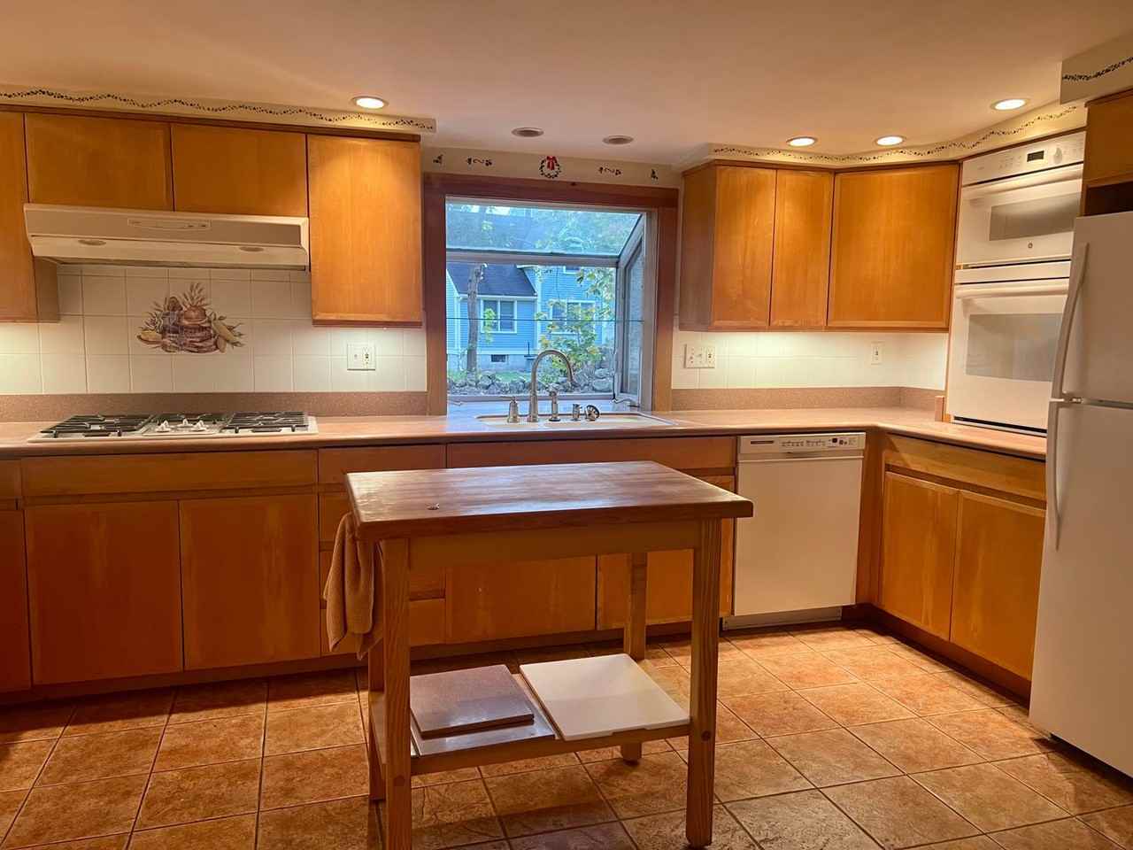 118 Central Street - Photo 2 of 12