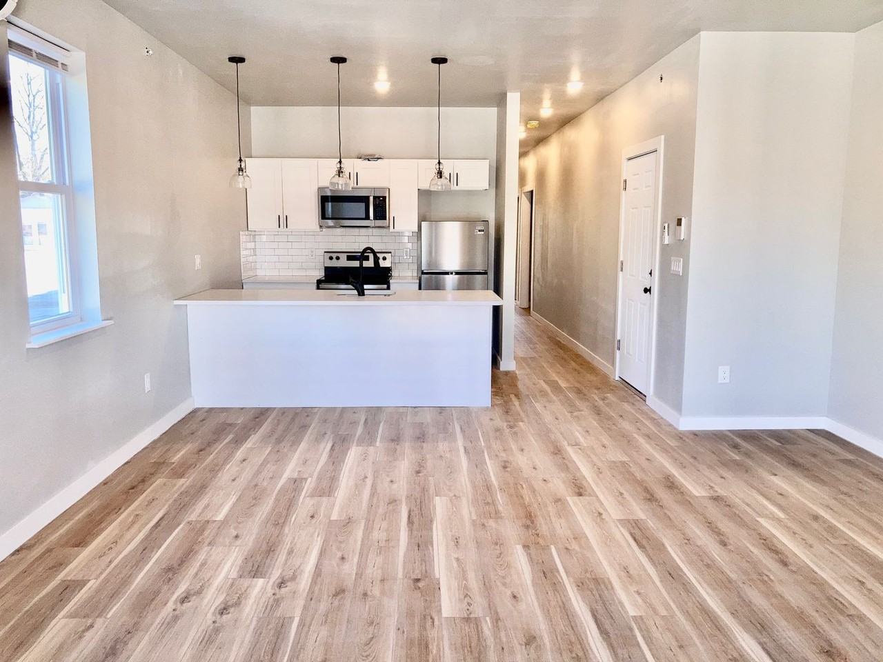 5437 Baltimore Avenue - Photo 2 of 27