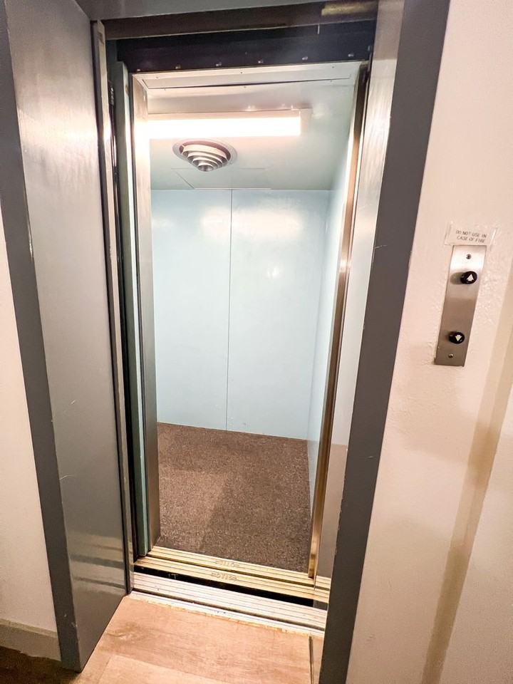 9100 Roosevelt Apartments - Photo 4 of 18