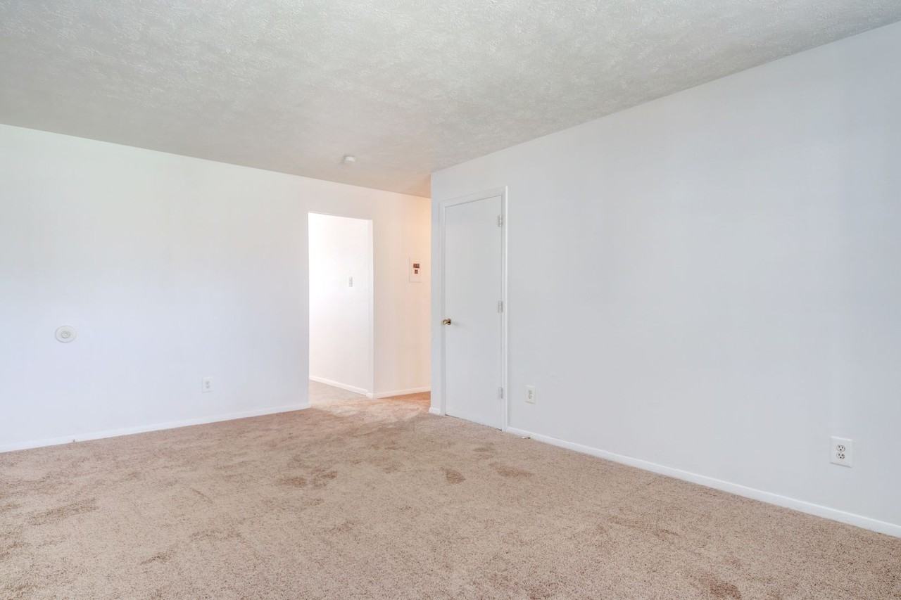 Arcadia Apartments - Photo 2 of 7