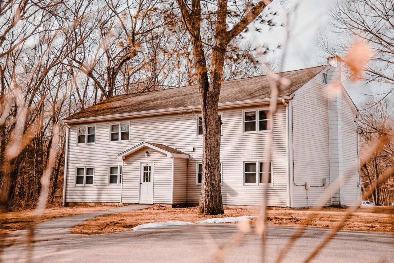 Clubhouse - Photo 5 of 27