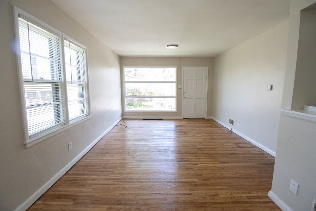 1804 Sunrise Dr. - Photo 2 of 25