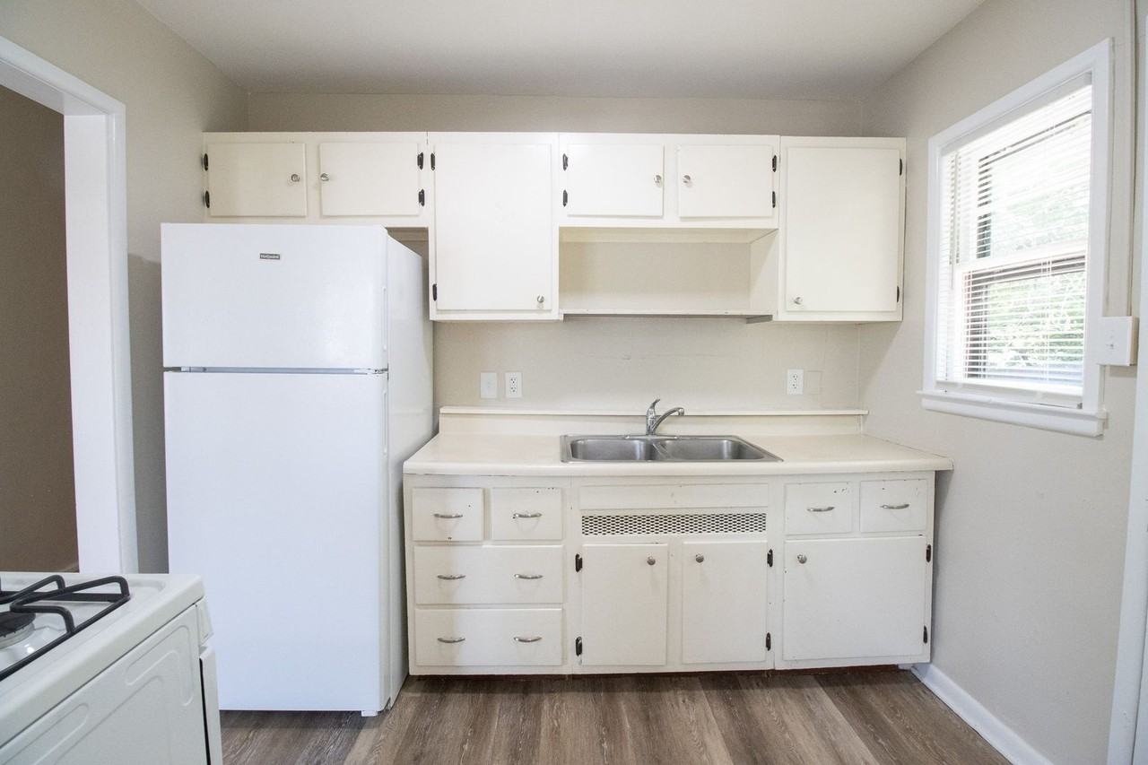 1804 Sunrise Dr. - Photo 3 of 25