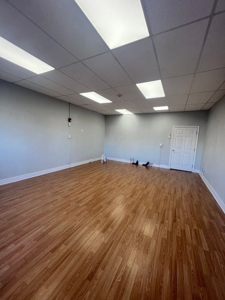 328 Main St - Red Pod - Photo 3 of 3