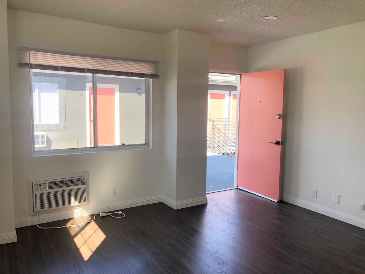 2831 Ellendale Place - Photo 5 of 15