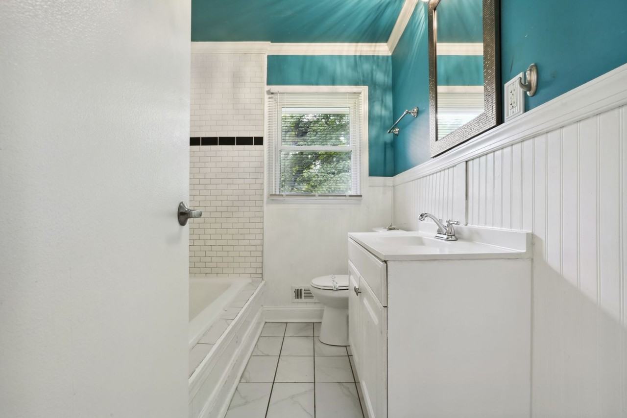 1701 Atherton Circle - Photo 2 of 13